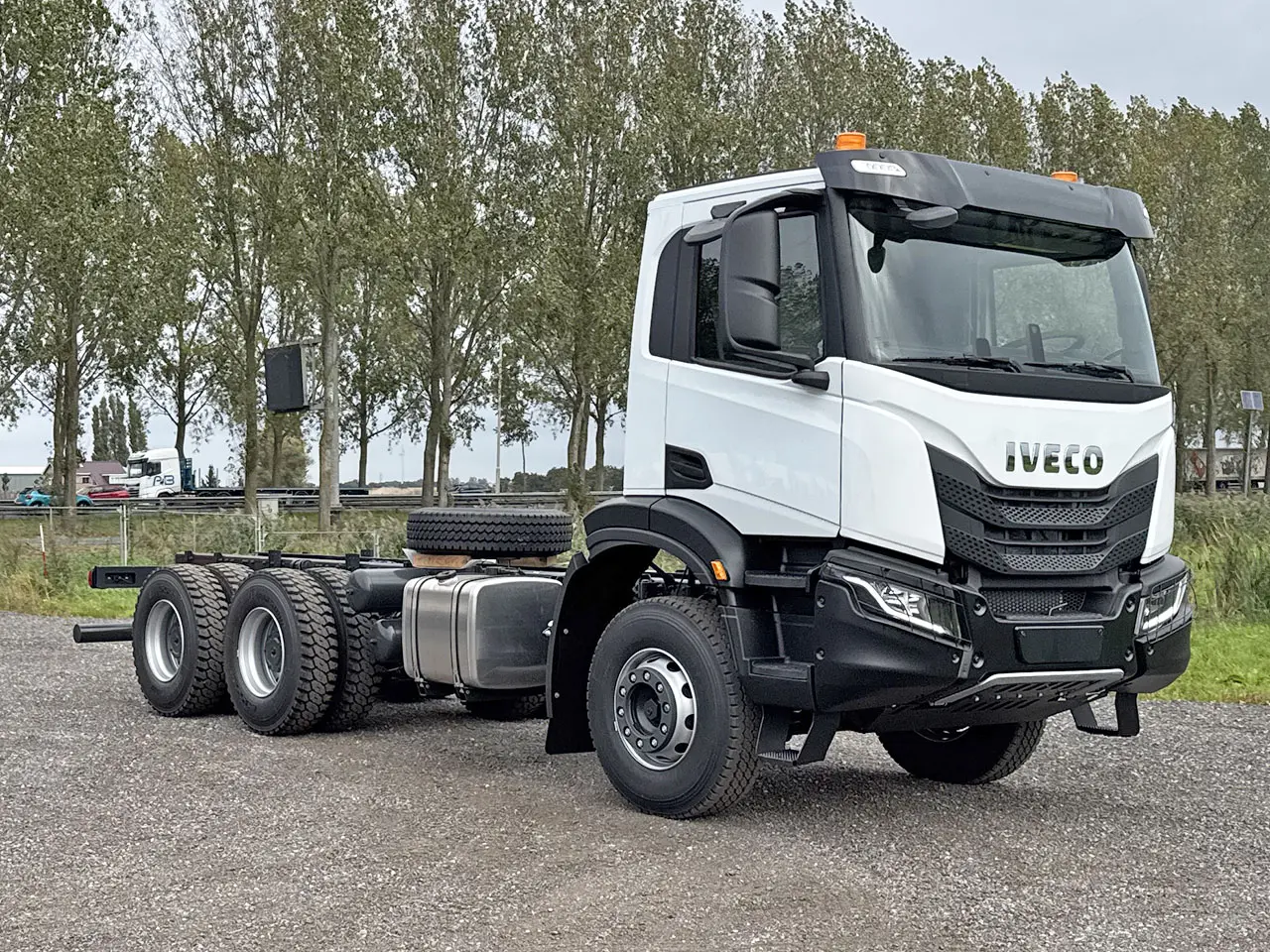 Iveco T-Way AD380T43-3800 AT Chassis Cabin 6x4 8