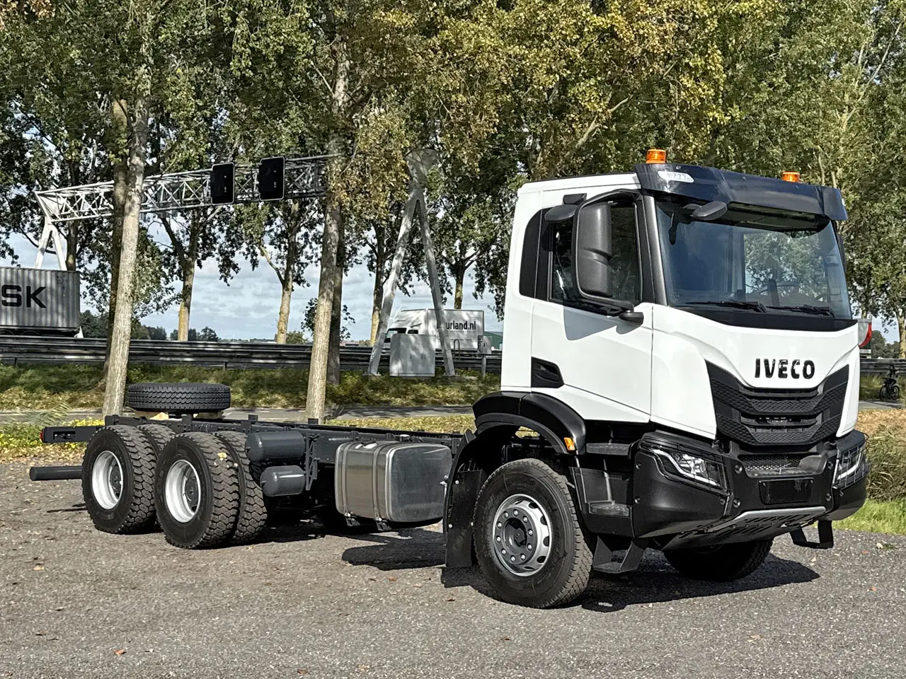 Iveco T-Way AD380T43-4500 Chassis Cabin 6x4 8
