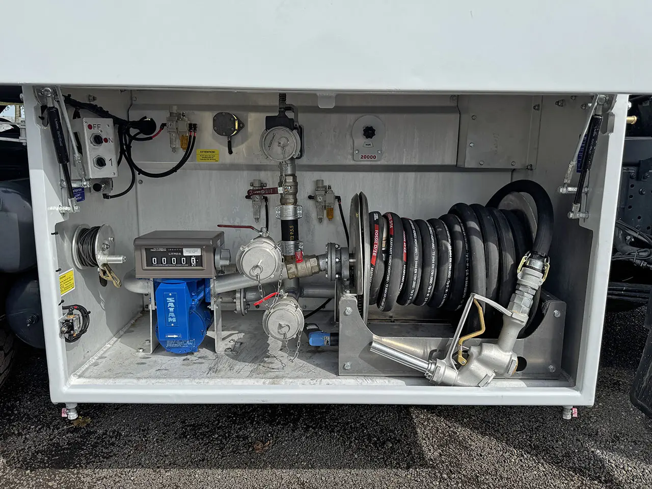 Iveco T-Way AD380T43 Fuel Tank Truck 6x4 12