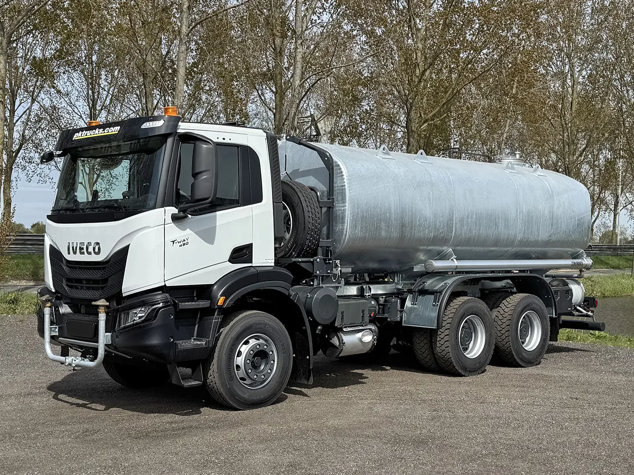 Iveco T-Way AD380T43 Water Tank Truck 6x4