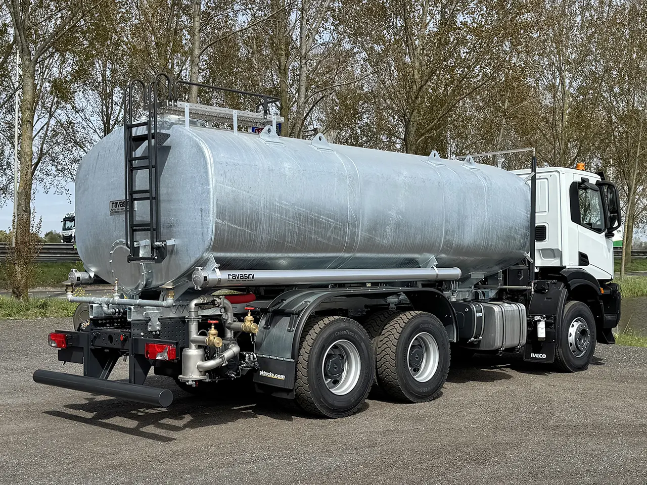 Iveco T-Way AD380T43 Water Tank Truck 6x4 2