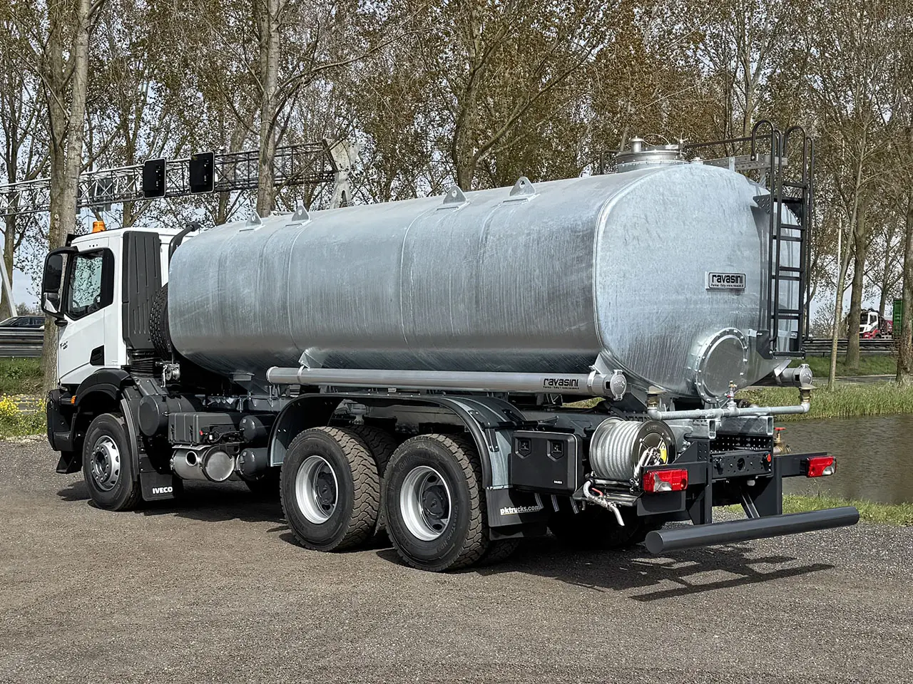 Iveco T-Way AD380T43 Water Tank Truck 6x4 6