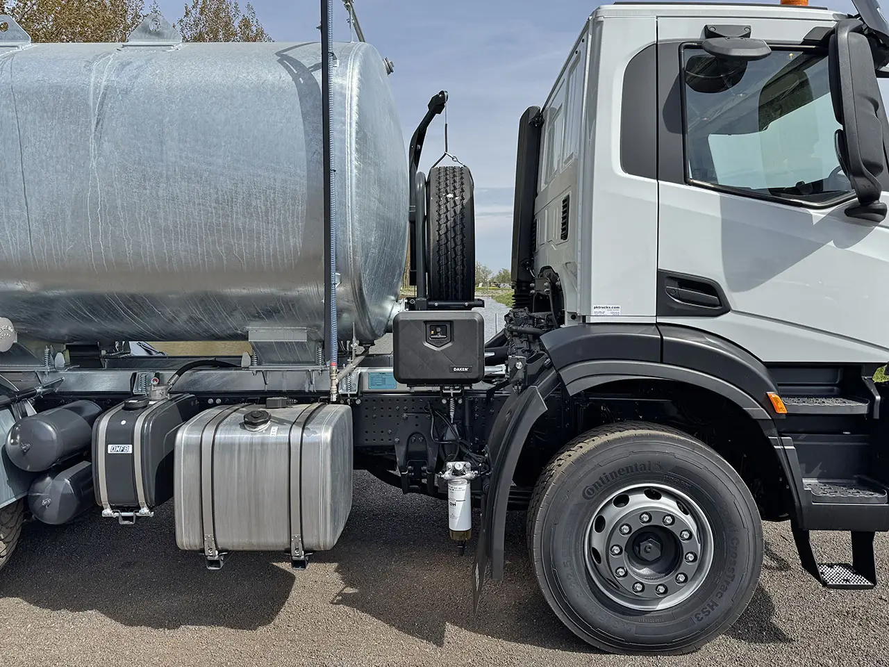 Iveco T-Way AD380T43 Water Tank Truck 6x4 13