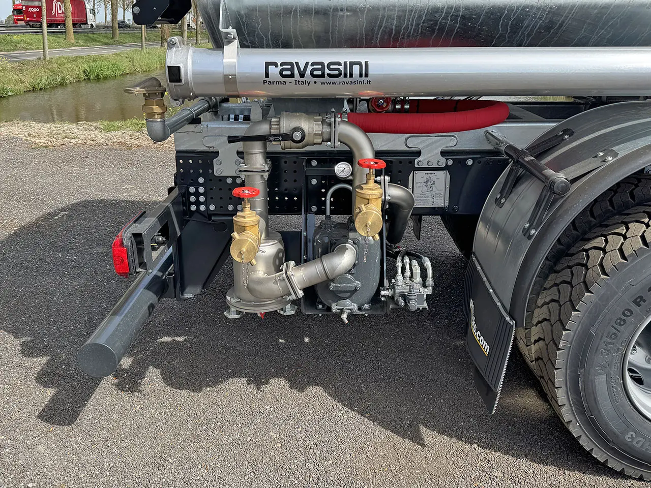 Iveco T-Way AD380T43 6x4 Camion citerne à eau 14