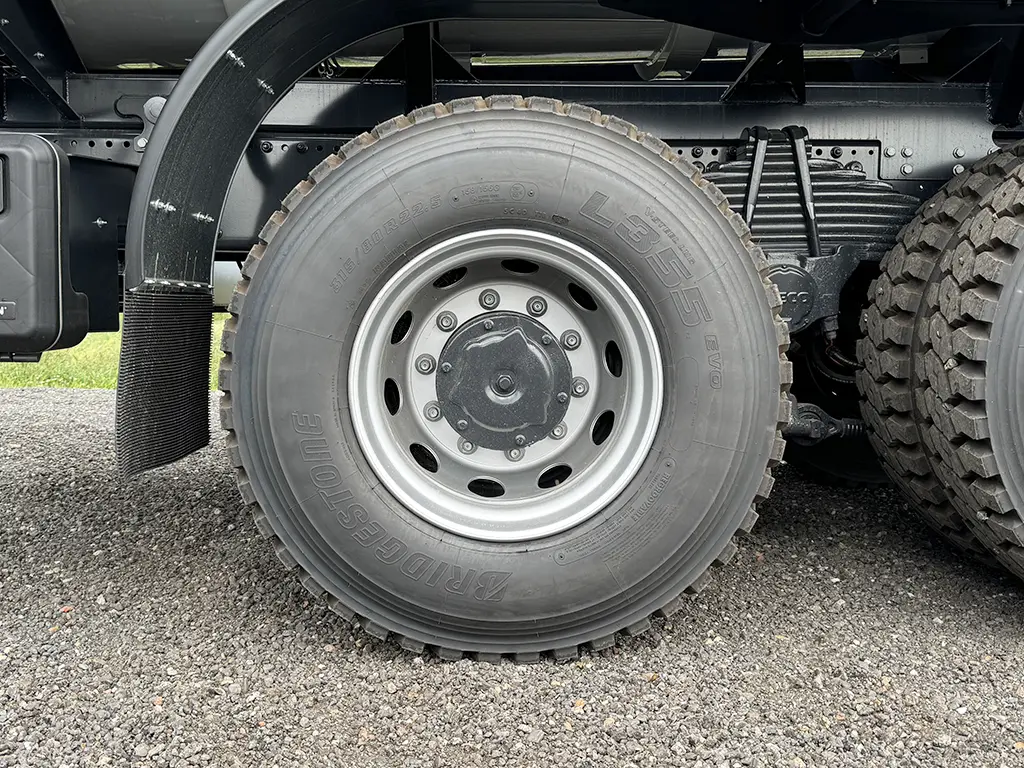 Iveco T-Way AD380T43 AT 6x4 Sewage Tank Truck 18