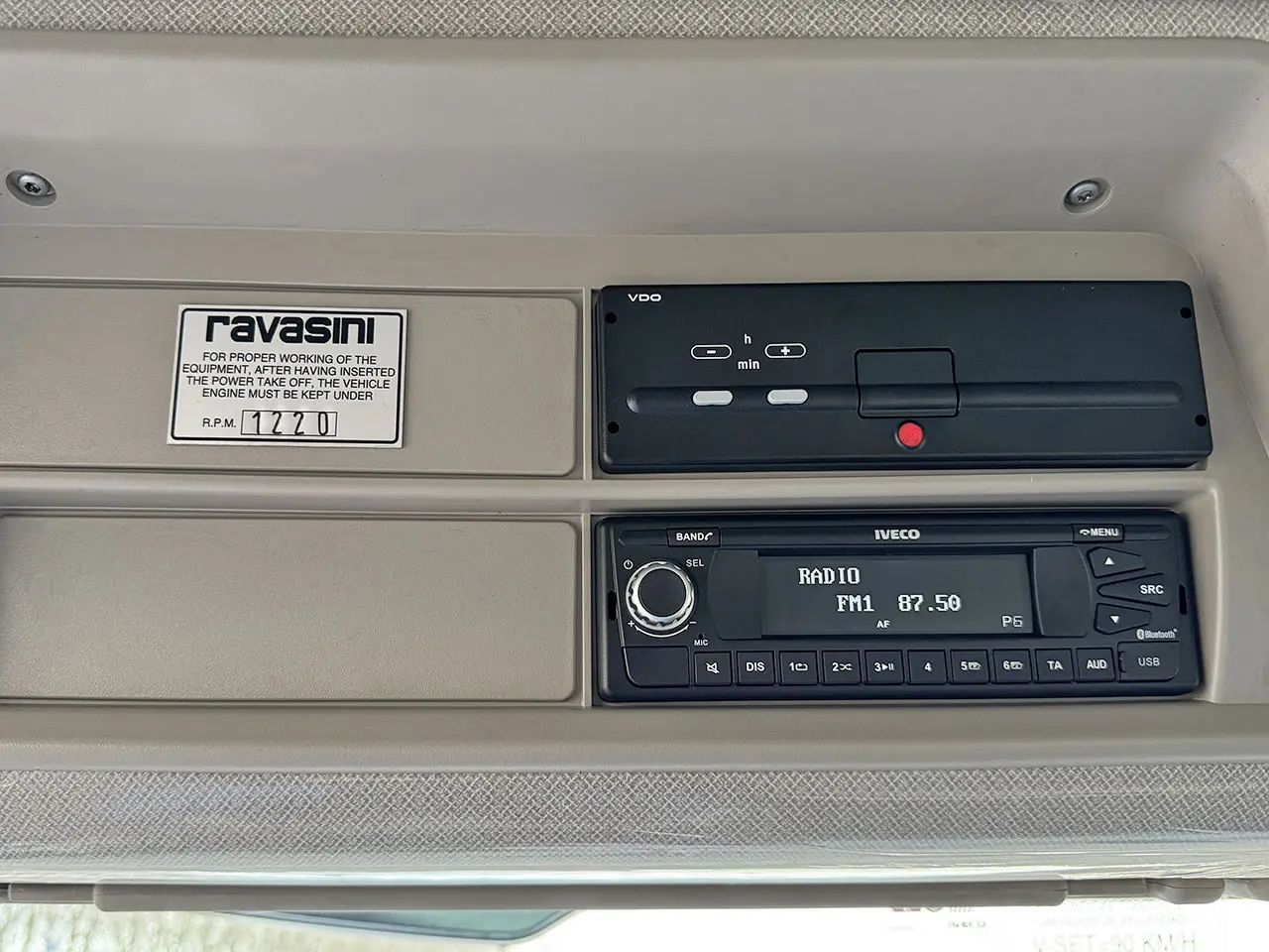 Iveco T-Way AD380T43 AT 6x4 Water Tank Truck 11