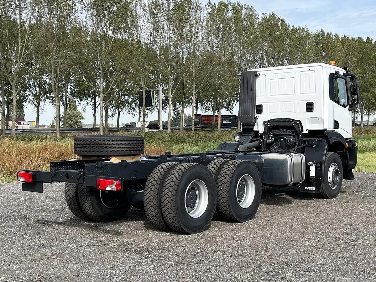 Iveco T-Way AD380T43H-3800 AT Chassis Cabin 6x4 6