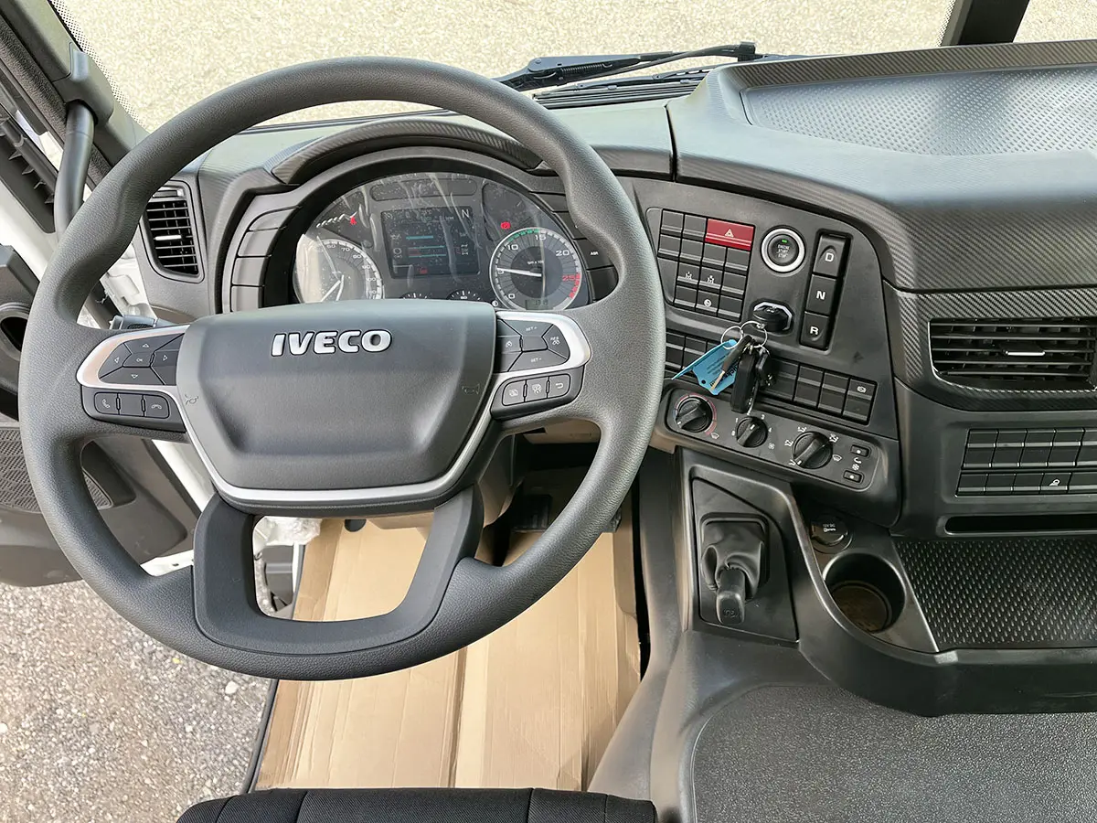 Iveco T-Way AD380T43H-3800 AT Chassis Cabin 6x4 9