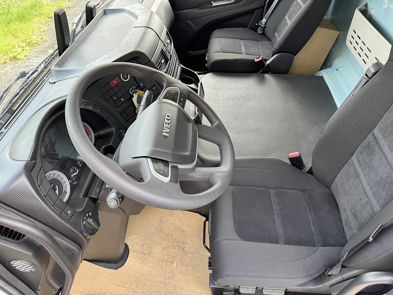 Iveco T-Way AD380T43H-3800 AT Châssis Cabine 6x4 9