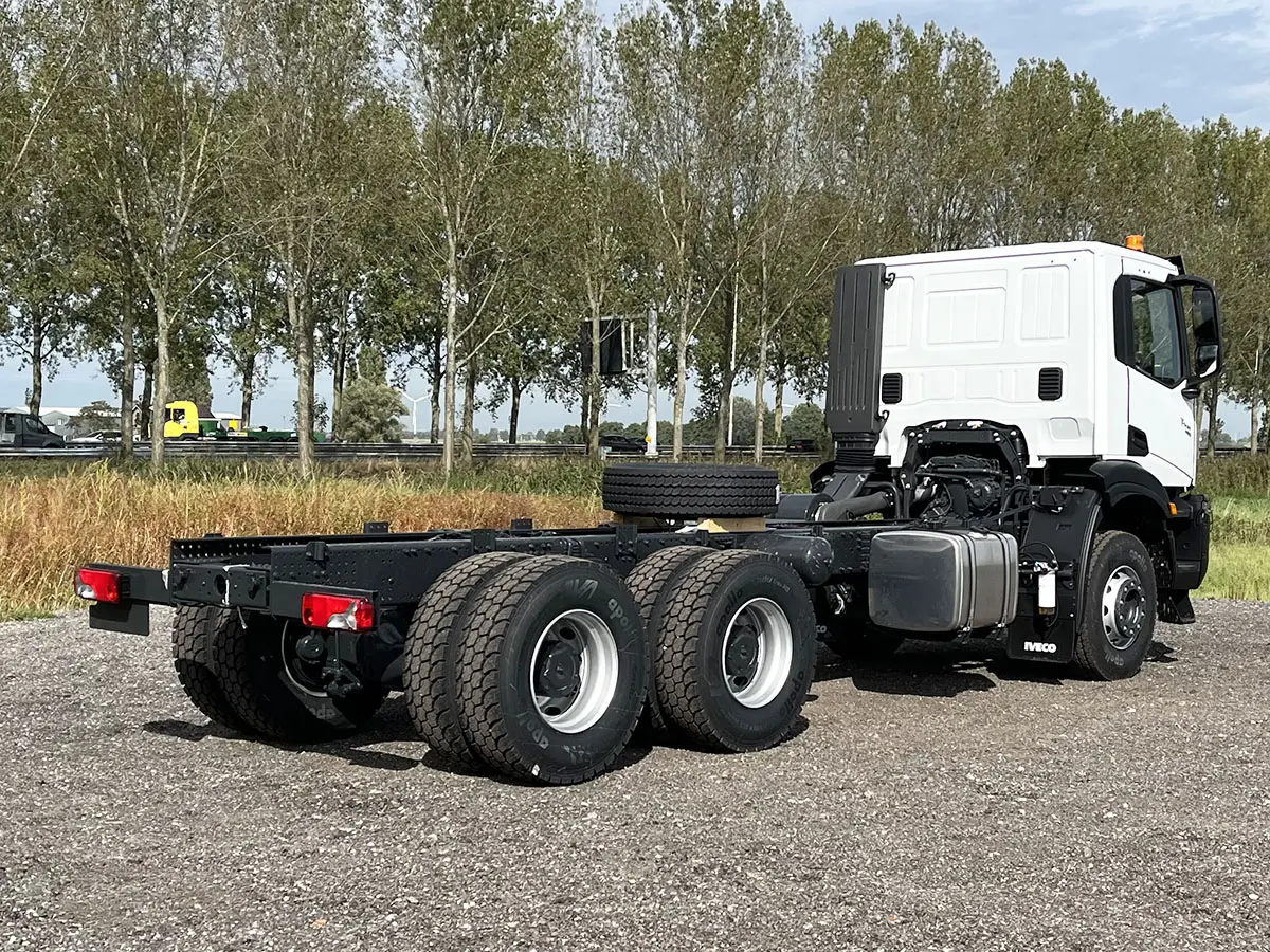 Iveco T-Way AD380T43H-4200 AT Chassis Cabin 6x4 6