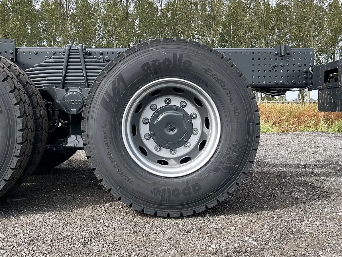 Iveco T-Way AD380T43H-4200 AT Chassis Cabin 6x4 13