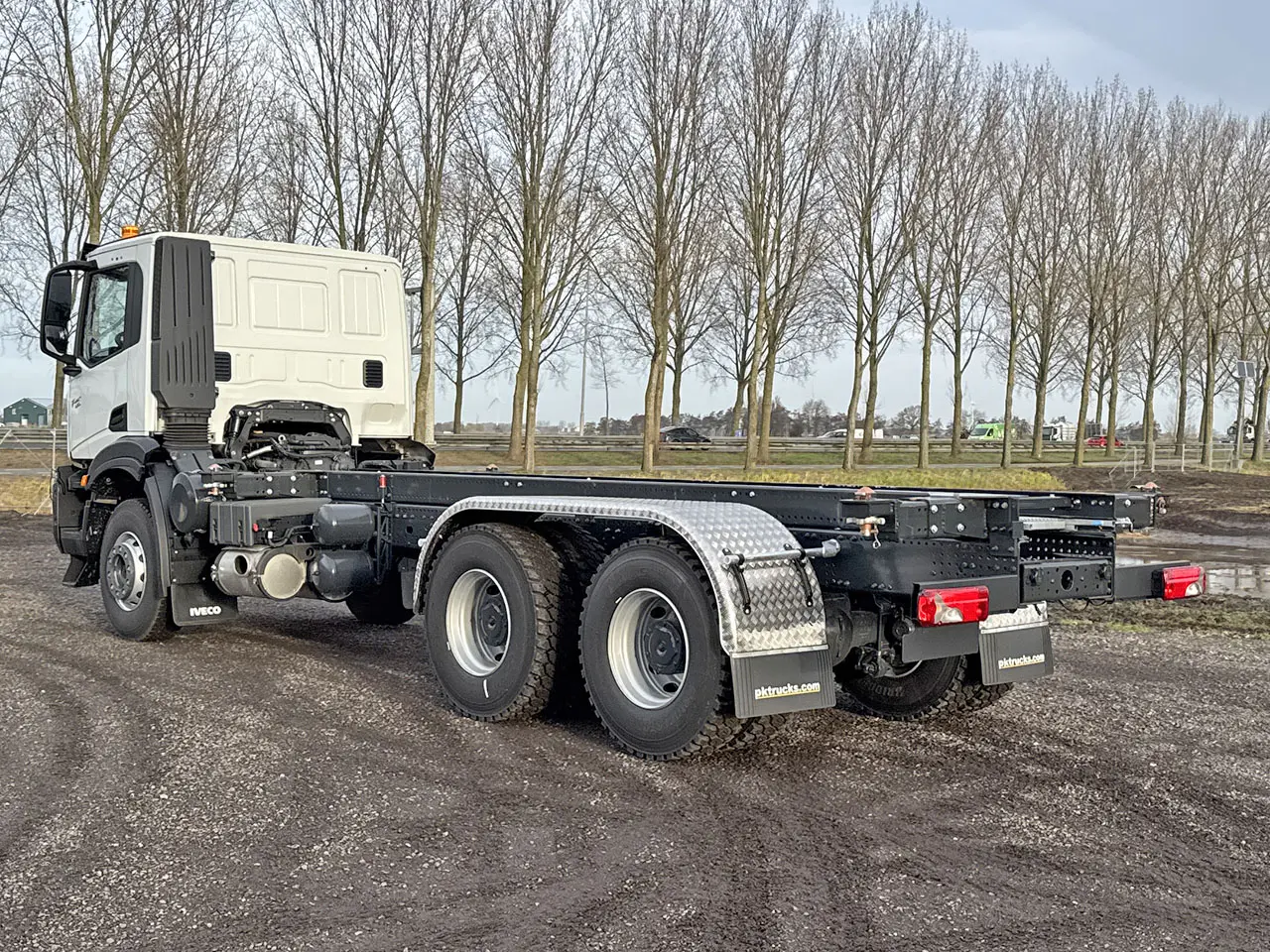 Iveco T-Way AD380T43H 6x4 Container Truck 6