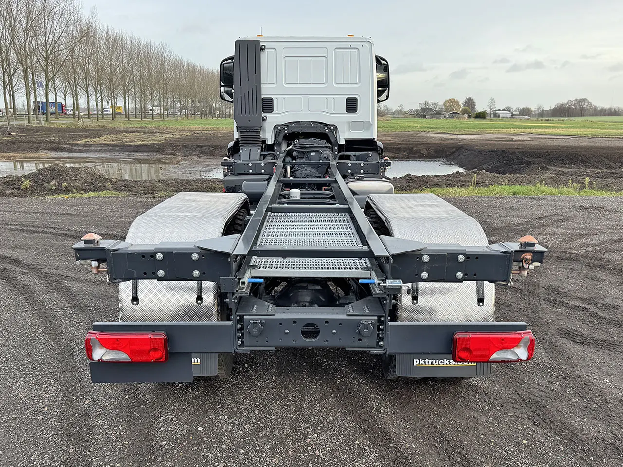 Iveco T-Way AD380T43H 6x4 Container Truck 11