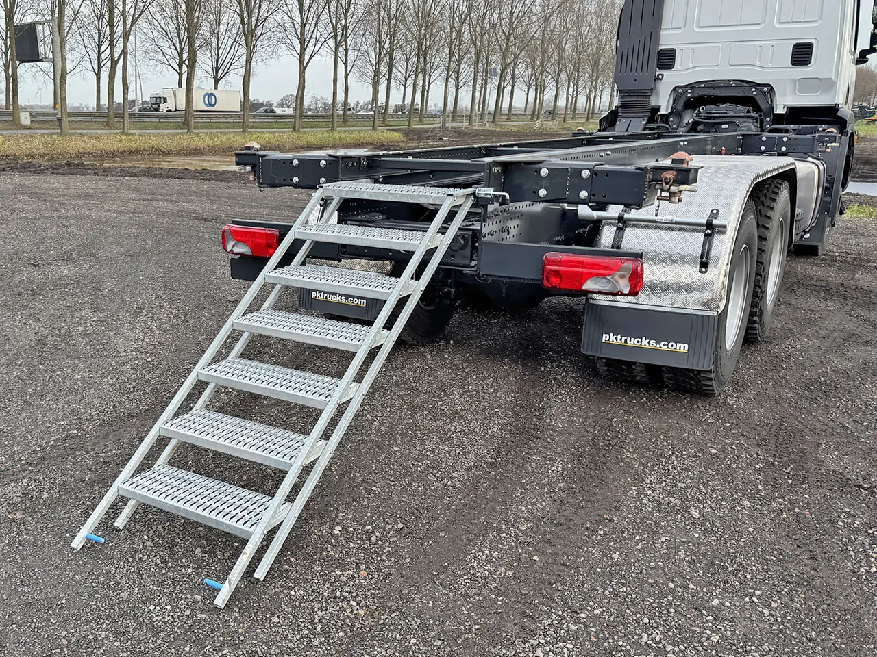 Iveco T-Way AD380T43H 6x4 Container Truck 13