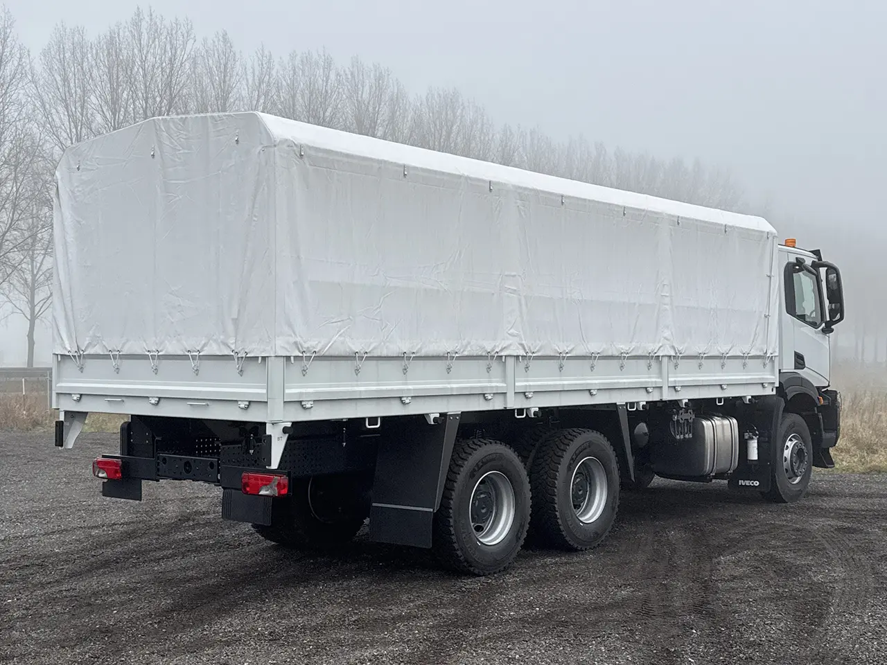 Iveco T-Way AD380T43H AT Caisse bâchée 6x4 2