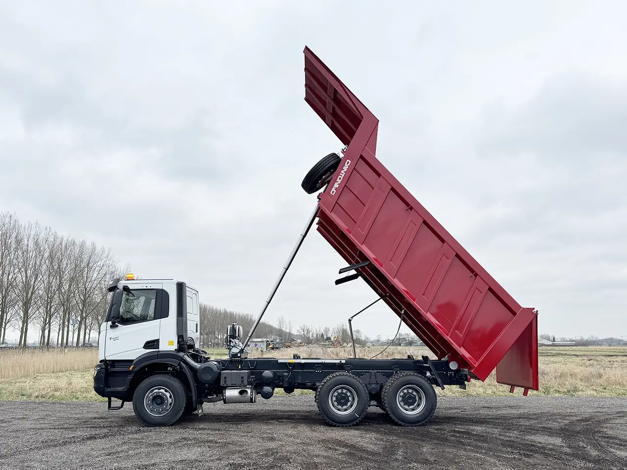 Iveco T-Way AD380T43H AT Benne basculante 6x4 10