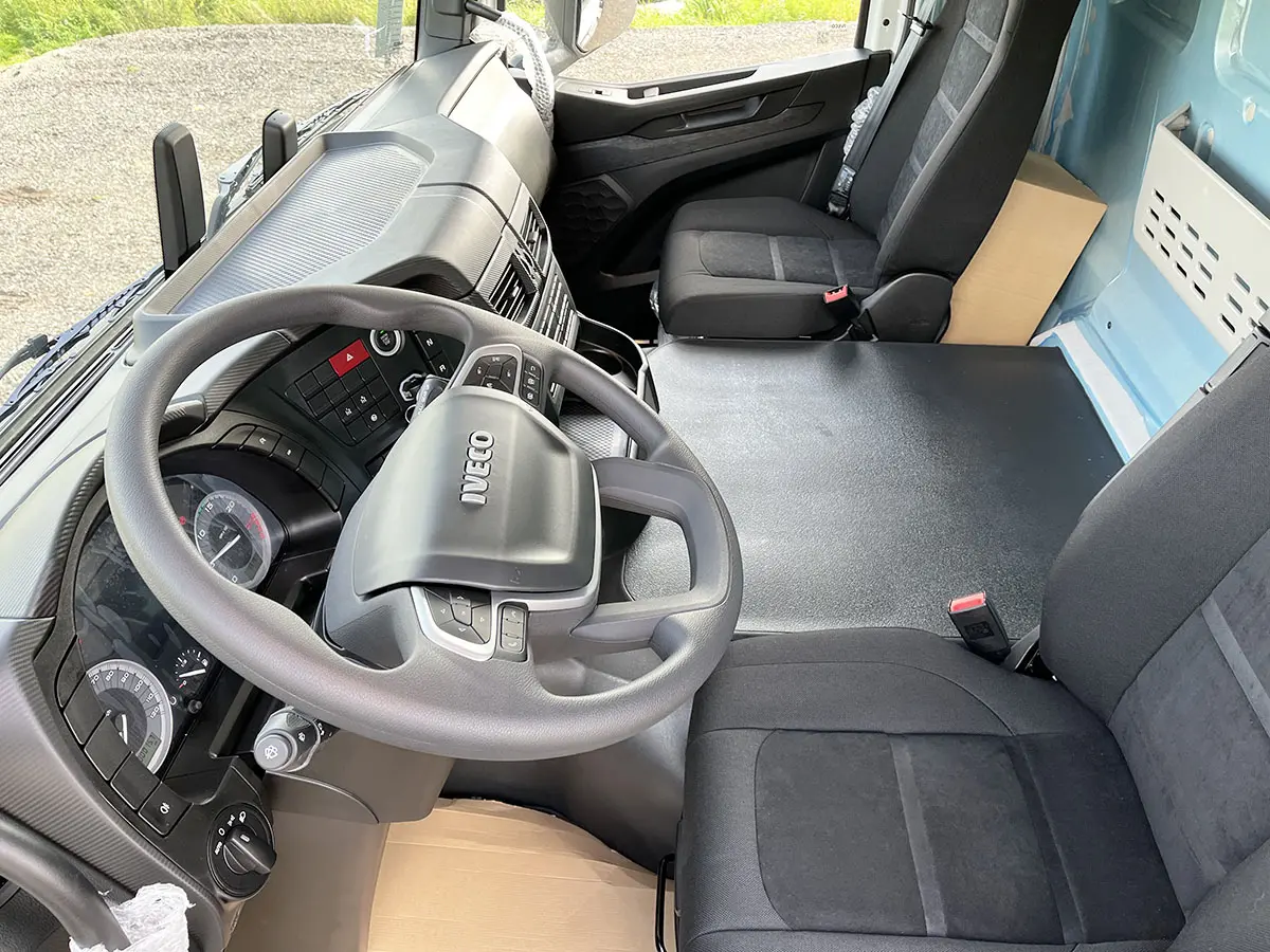 Iveco T-Way AD380T43H AT Benne basculante 6x4 12