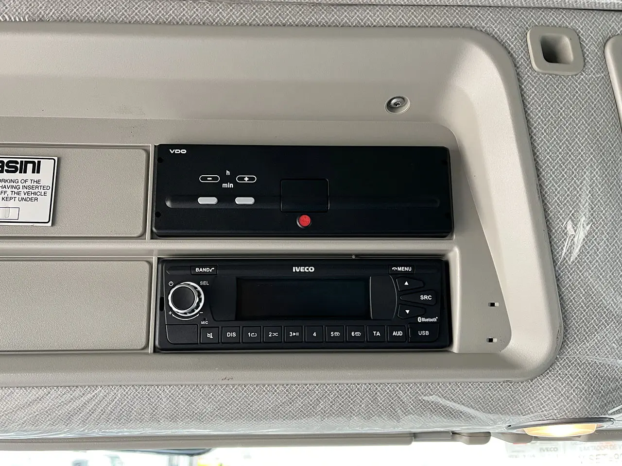 Iveco T-Way AD380T43H AT 6x4 Water Tank Truck 11