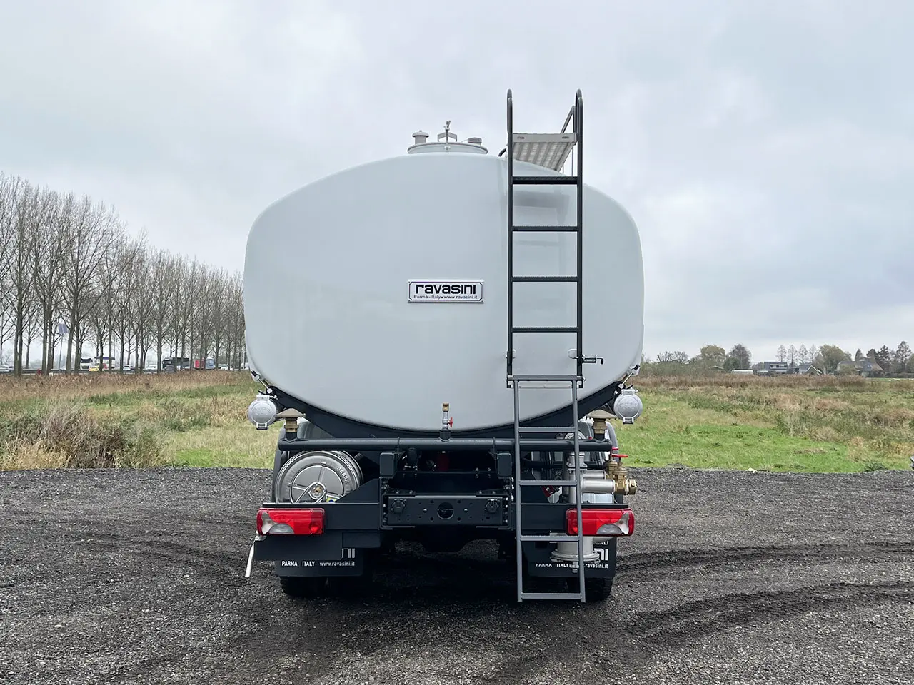 Iveco T-Way AD380T43H AT 6x4 Water Tank Truck 14