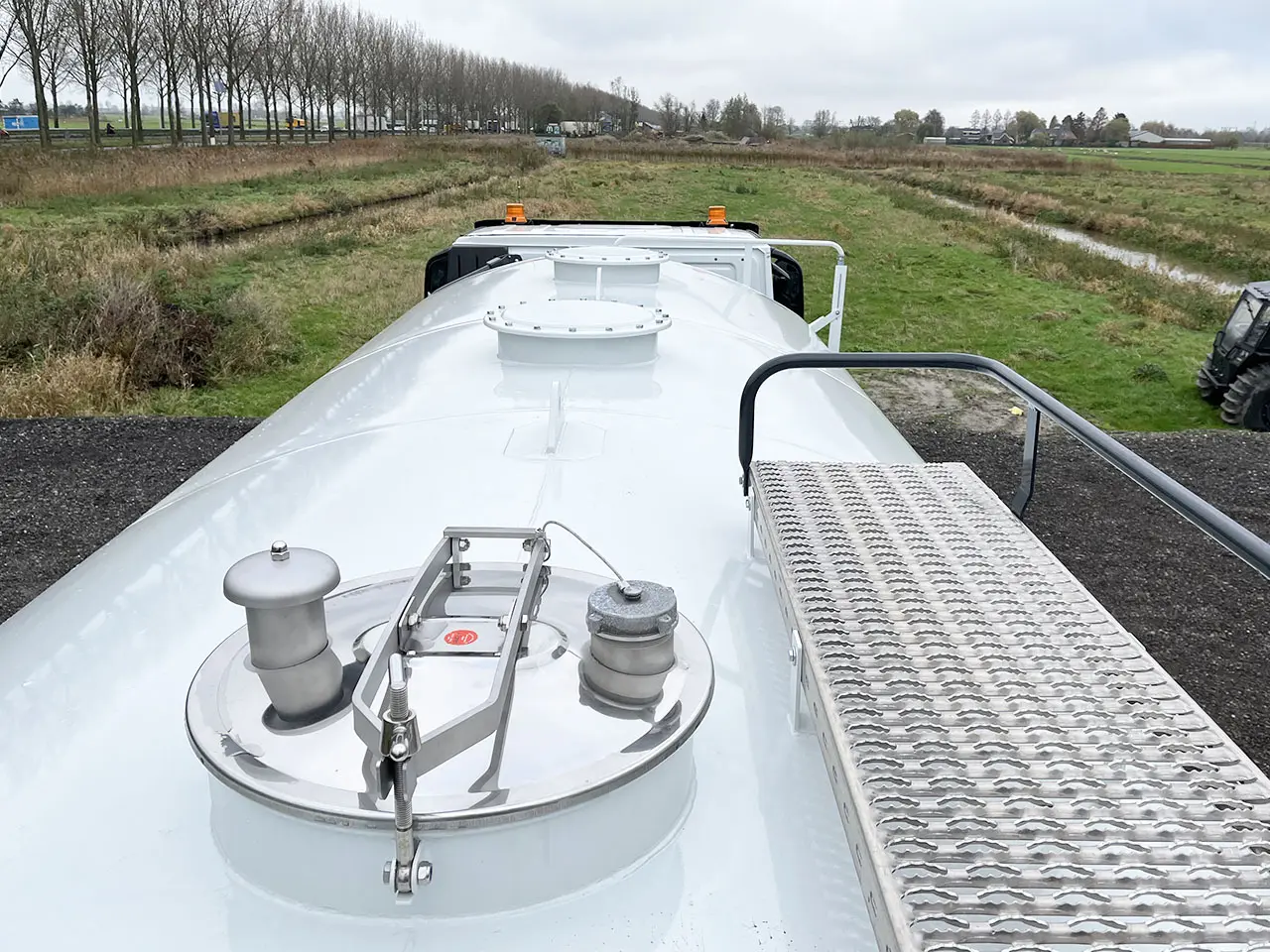 Iveco T-Way AD380T43H AT 6x4 Water Tank Truck 15