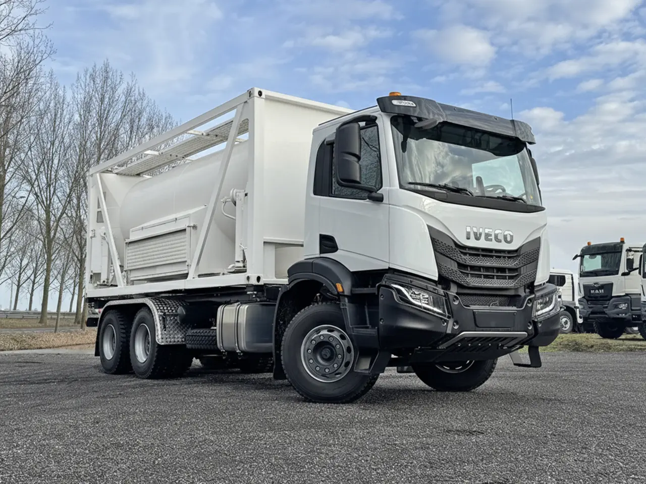Iveco T-Way AD380T43H AT Water Tank Truck 6x4 4