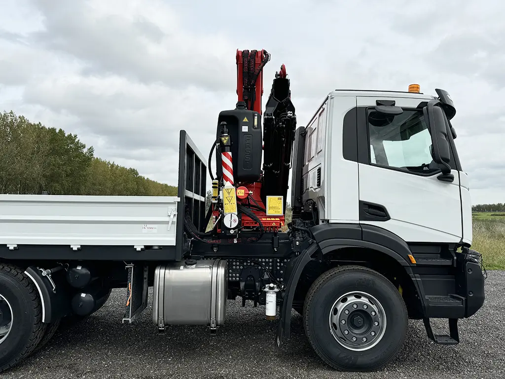 Iveco T-Way AD380T43H AT Fassi F245A.0.24 Crane Truck 6x4 12