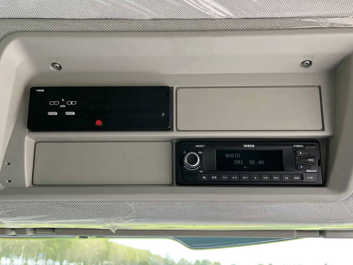 Iveco T-Way AD380T43WH-4200 AT 6x6 Chassis Cabin 10