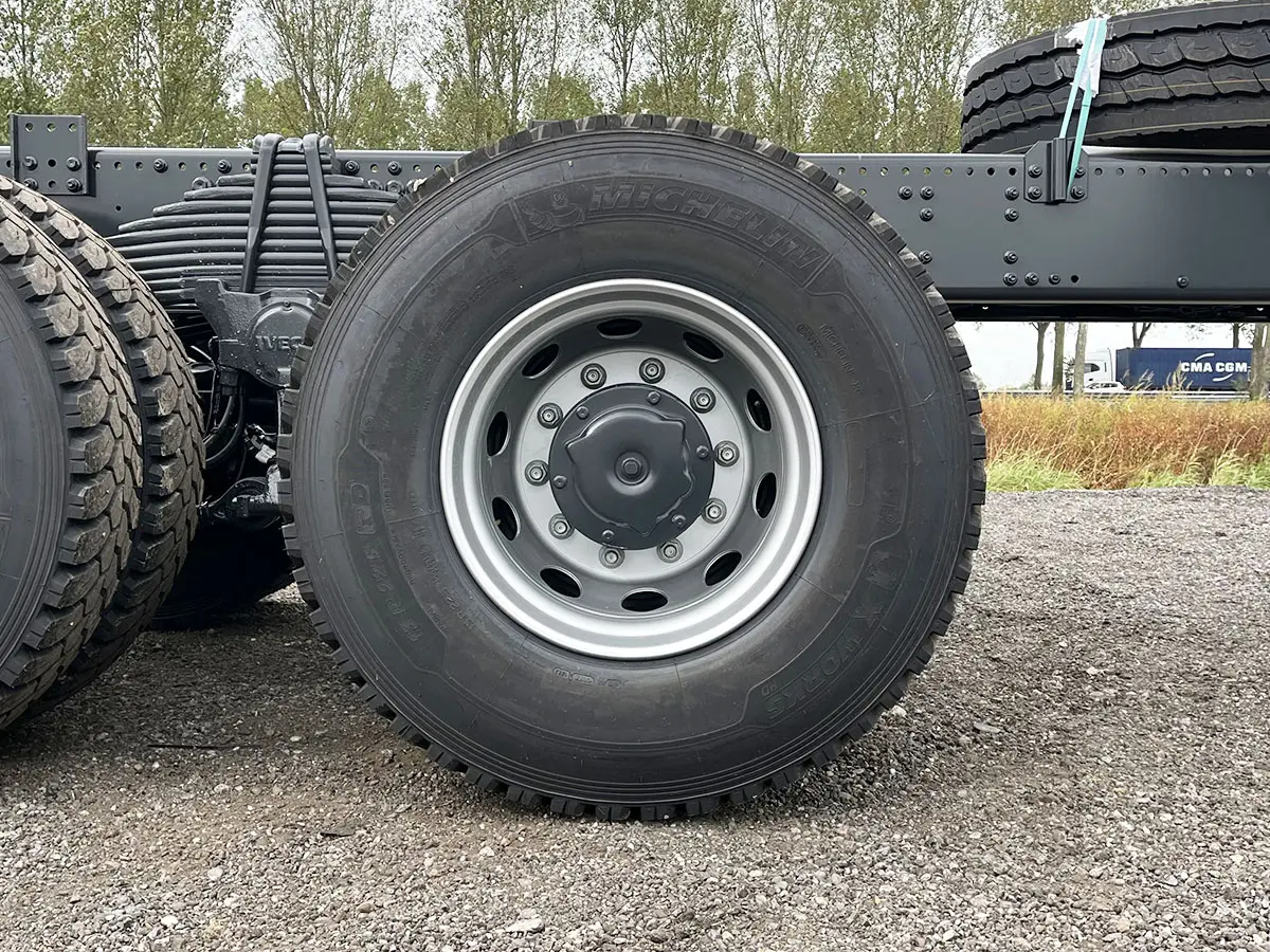 Iveco T-Way AD380T43WH-4500 AT Chassis Cabin 6x6 12