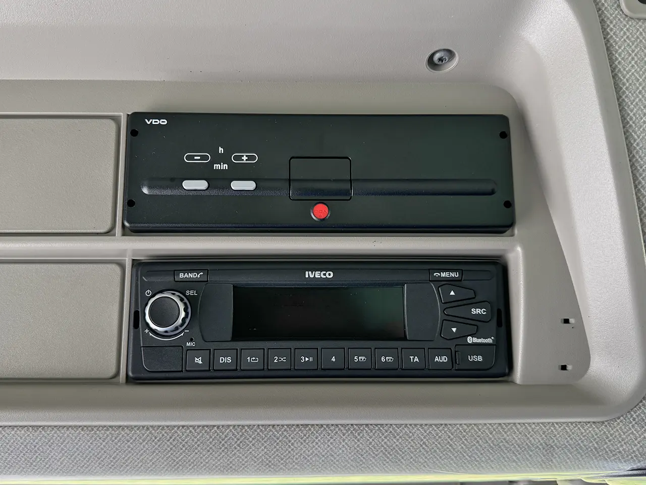 Iveco T-Way AD380T43WH-4500 AT 6x6 Fuel & Lube Truck 11