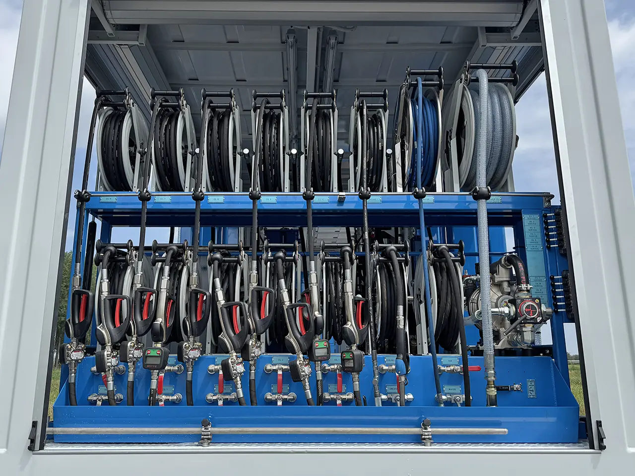 Iveco T-Way AD380T43WH-4500 AT 6x6 Fuel & Lube Truck 20