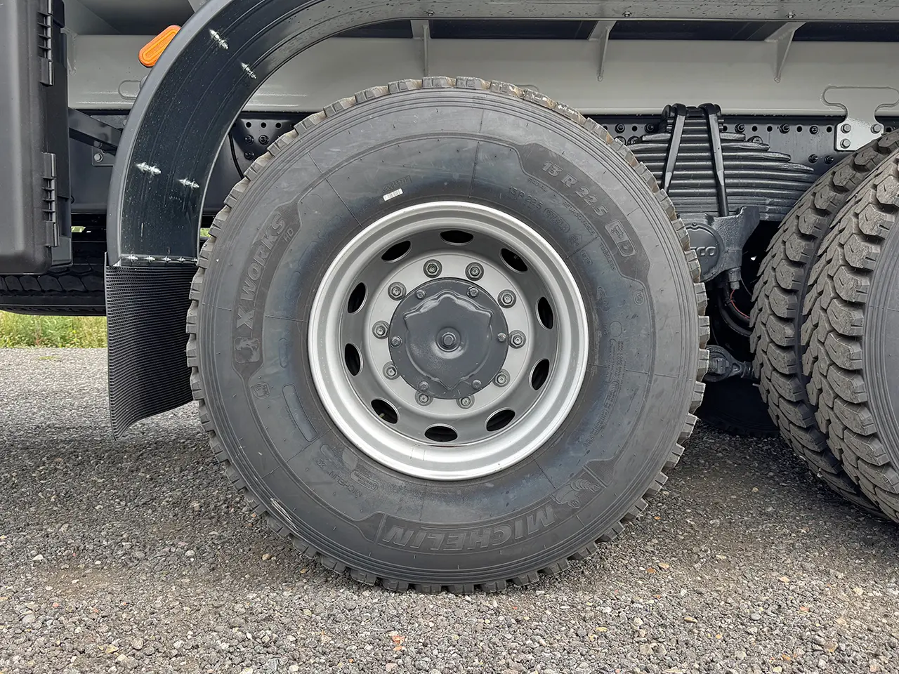 Iveco T-Way AD380T43WH-4500 AT 6x6 Fuel & Lube Truck 31