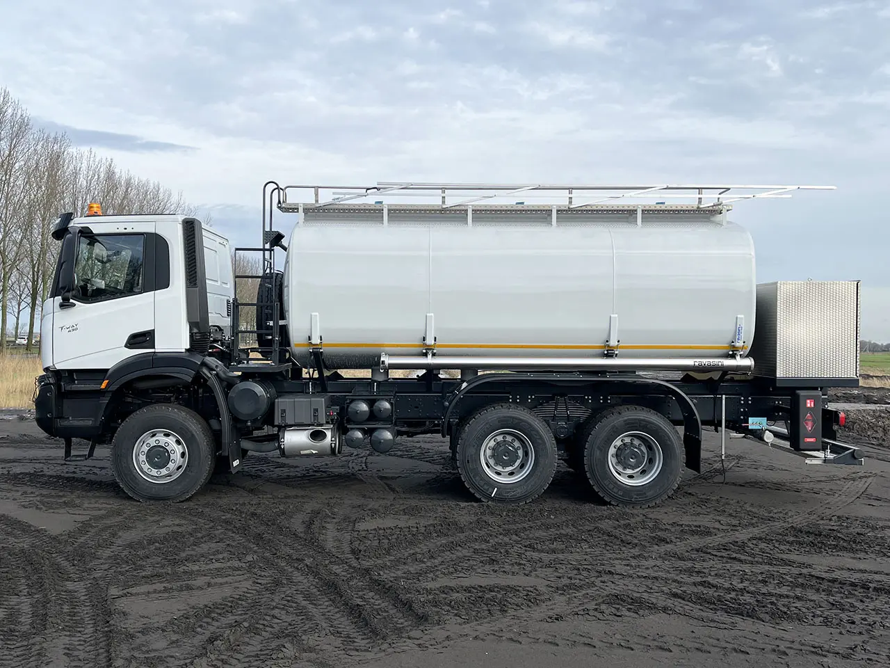 Iveco T-Way AD380T43WH AT Fuel Tank Truck 6x6