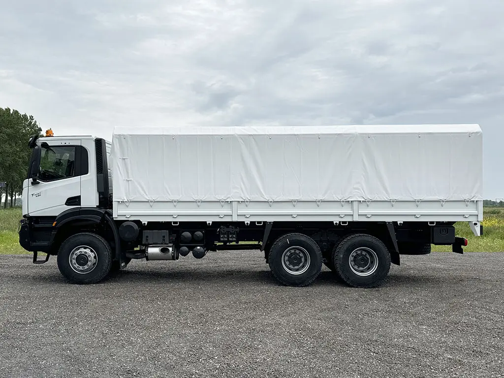 Iveco T-Way AD380T43WH AT Caisse bâchée 6x6 2