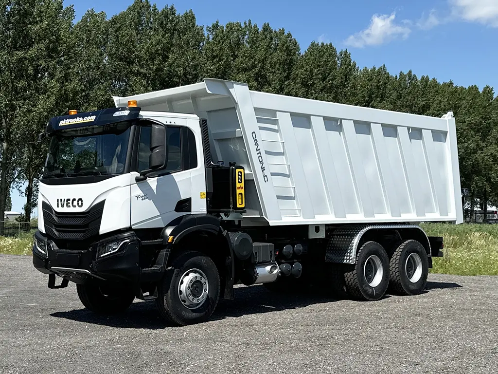 Iveco T-Way AD380T43WH AT 6x6 Tipper Truck 1