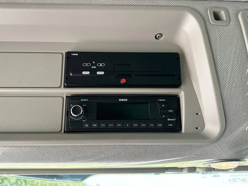 Iveco T-Way AD380T43WH AT 6x6 Tipper Truck 11