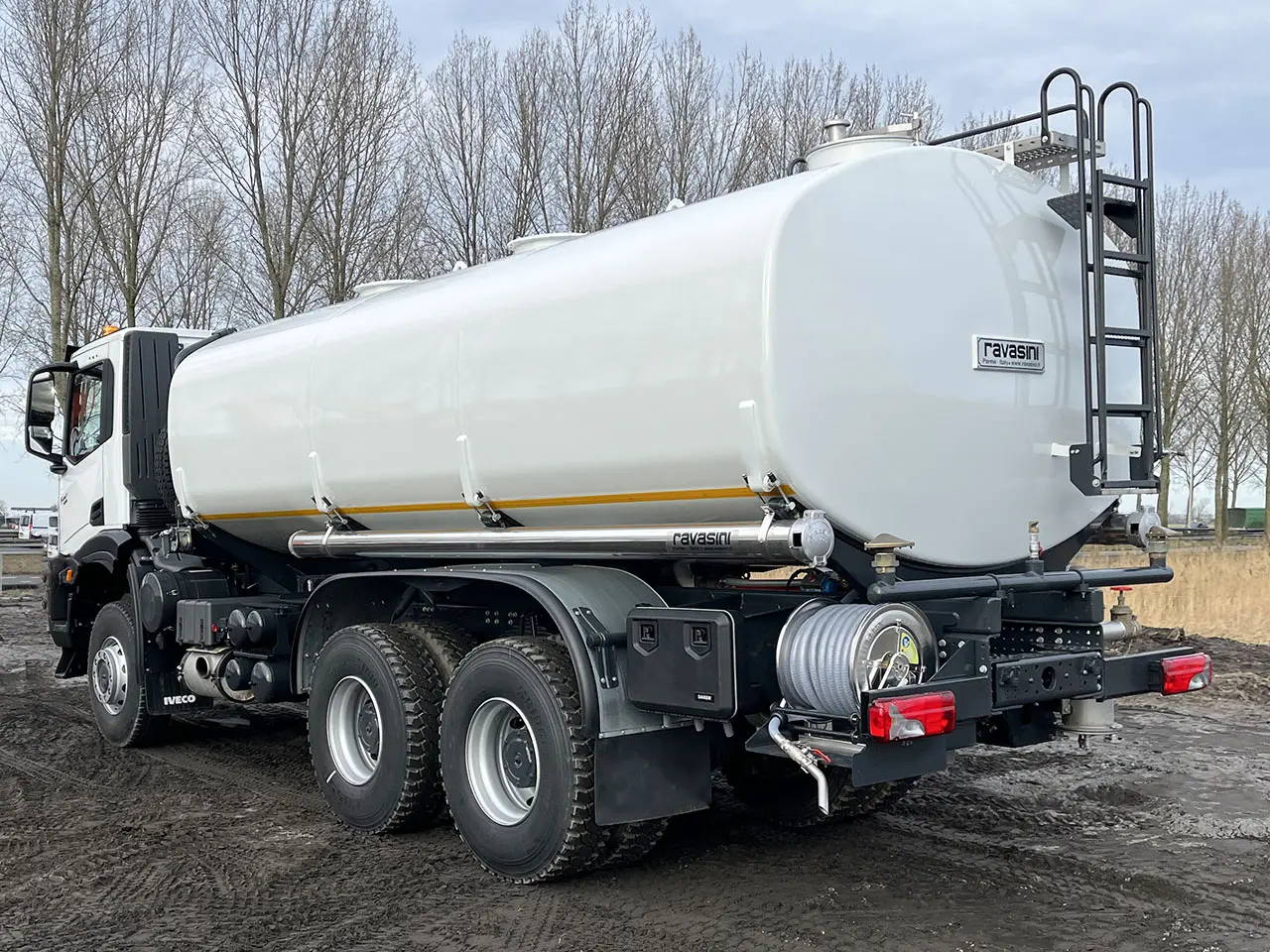 Iveco T-Way AD380T43WH AT 6x6 Water Tank Truck