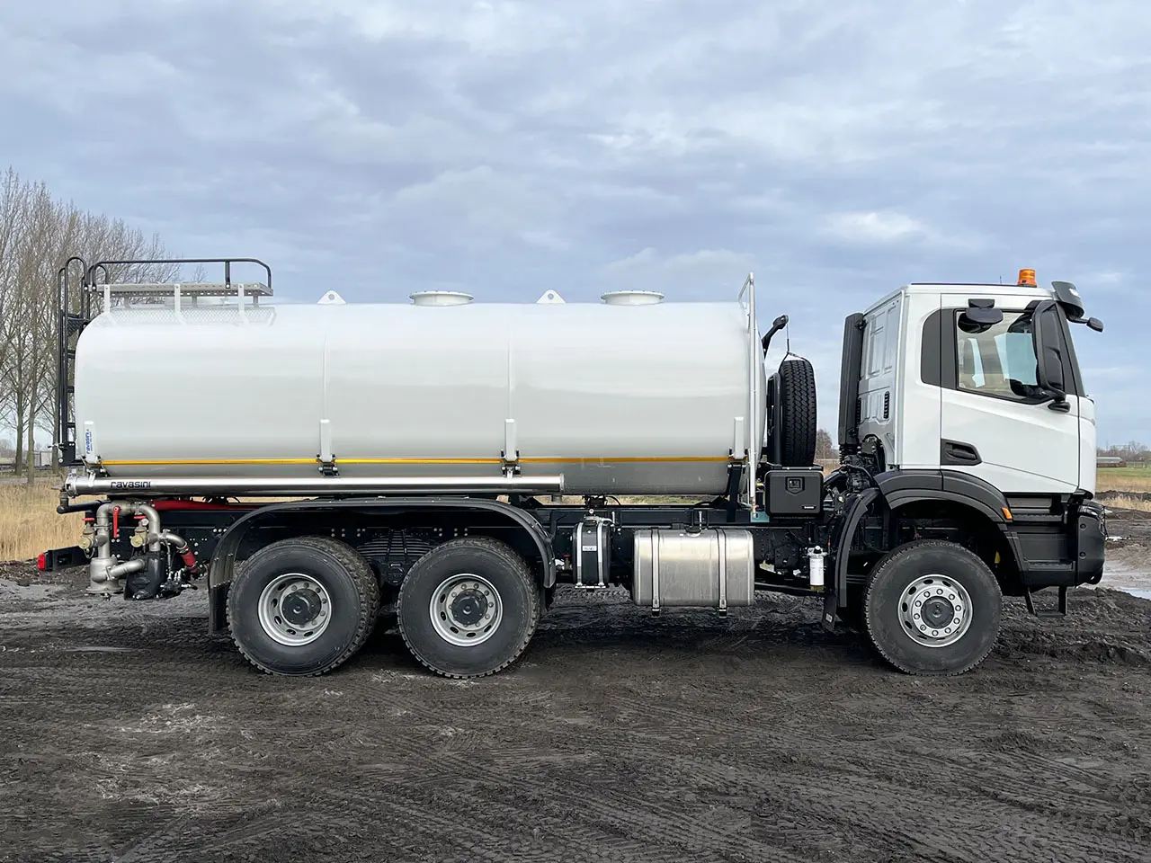 Iveco T-Way AD380T43WH AT 6x6 Water Tank Truck 5