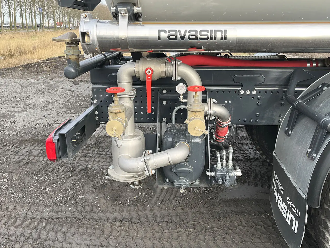 Iveco T-Way AD380T43WH AT 6x6 Water Tank Truck 16