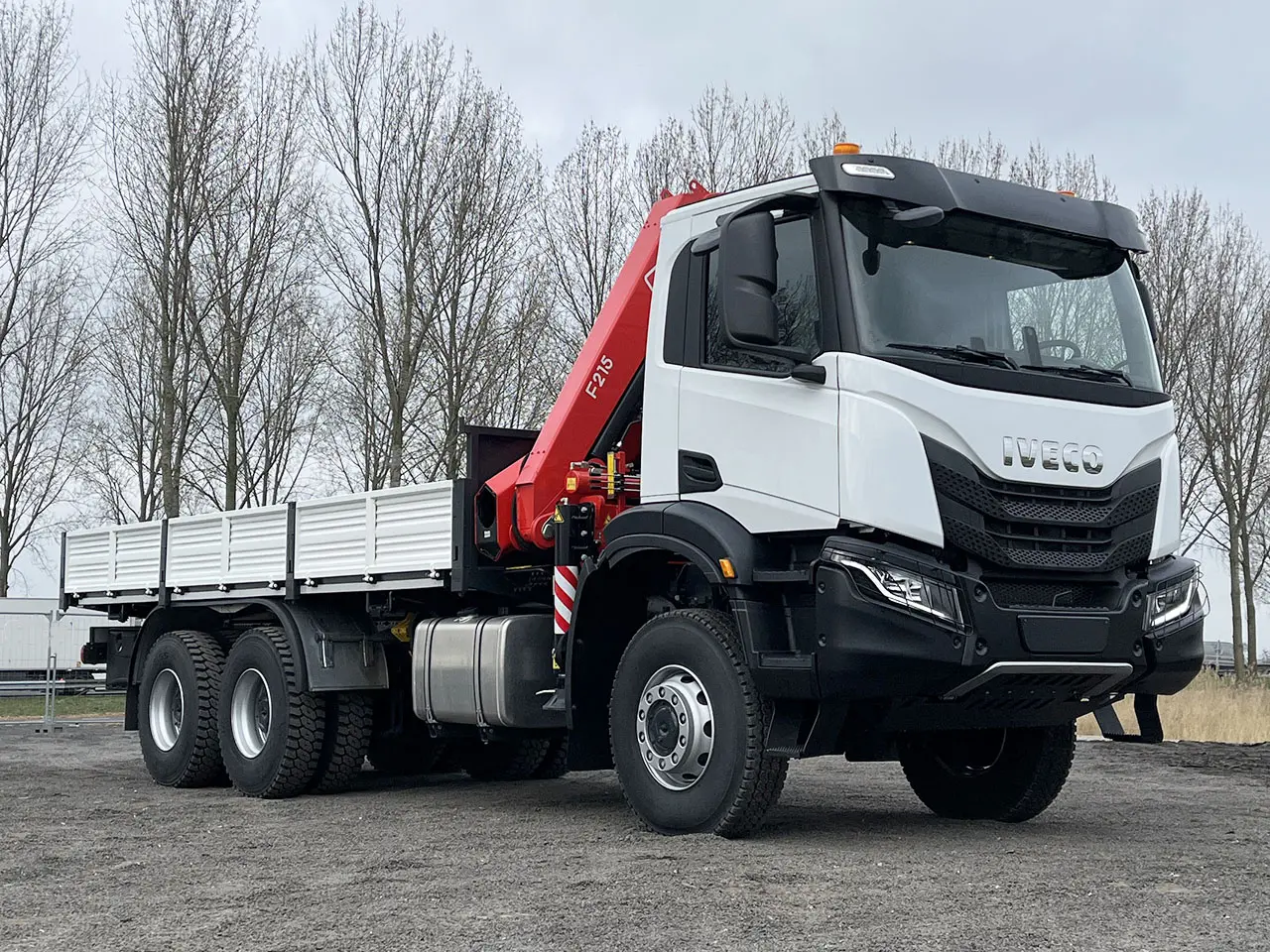 Iveco T-Way AD380T43WH AT Fassi F215A.0.22 6x6 Crane Truck 4