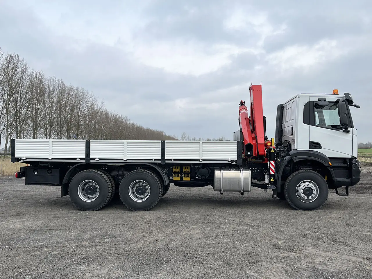Iveco T-Way AD380T43WH AT Fassi F215A.0.22 6x6 Crane Truck 5