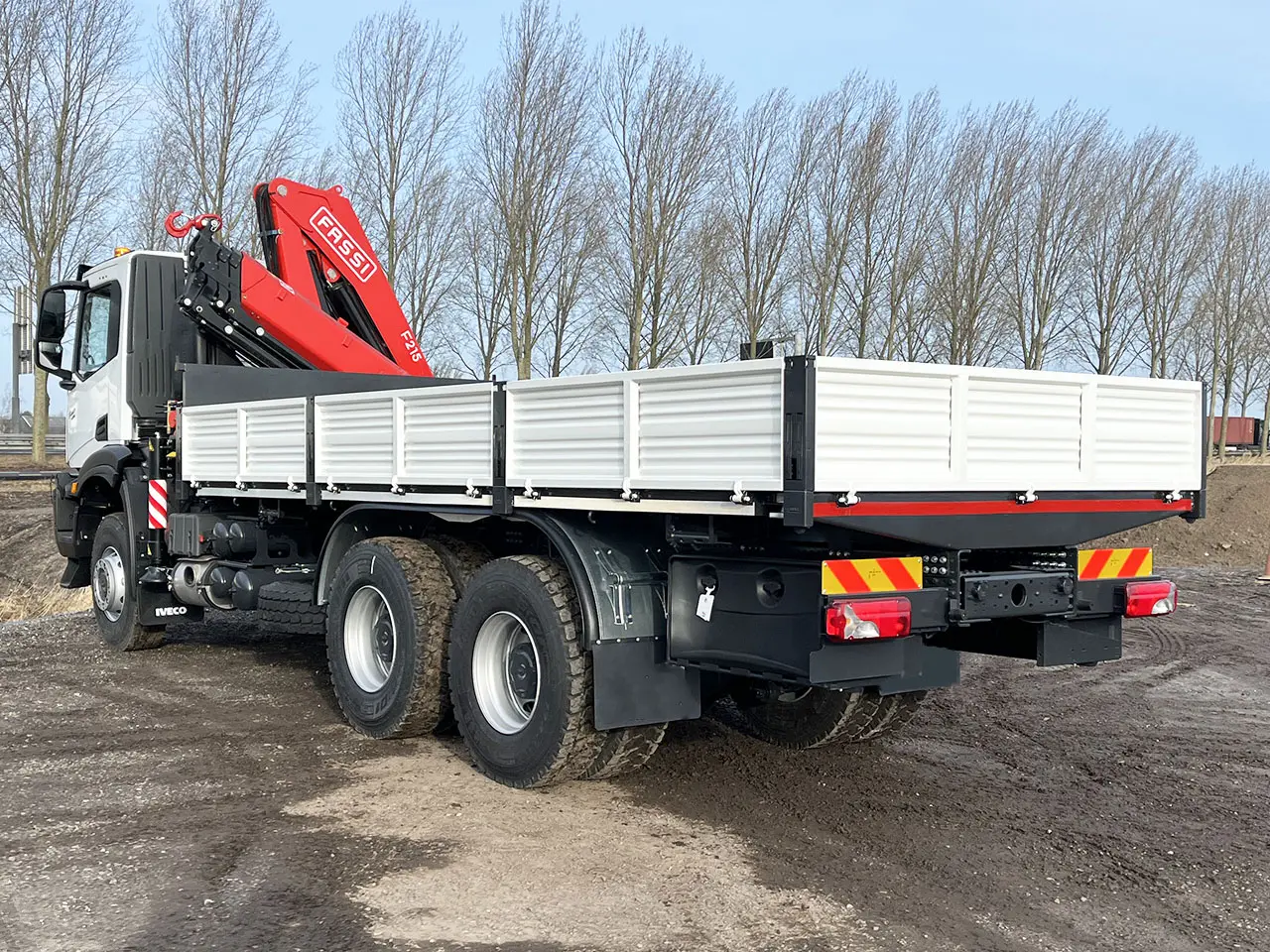 Iveco T-Way AD380T43WH AT Fassi F215A.0.24 6x6 Crane Truck 3