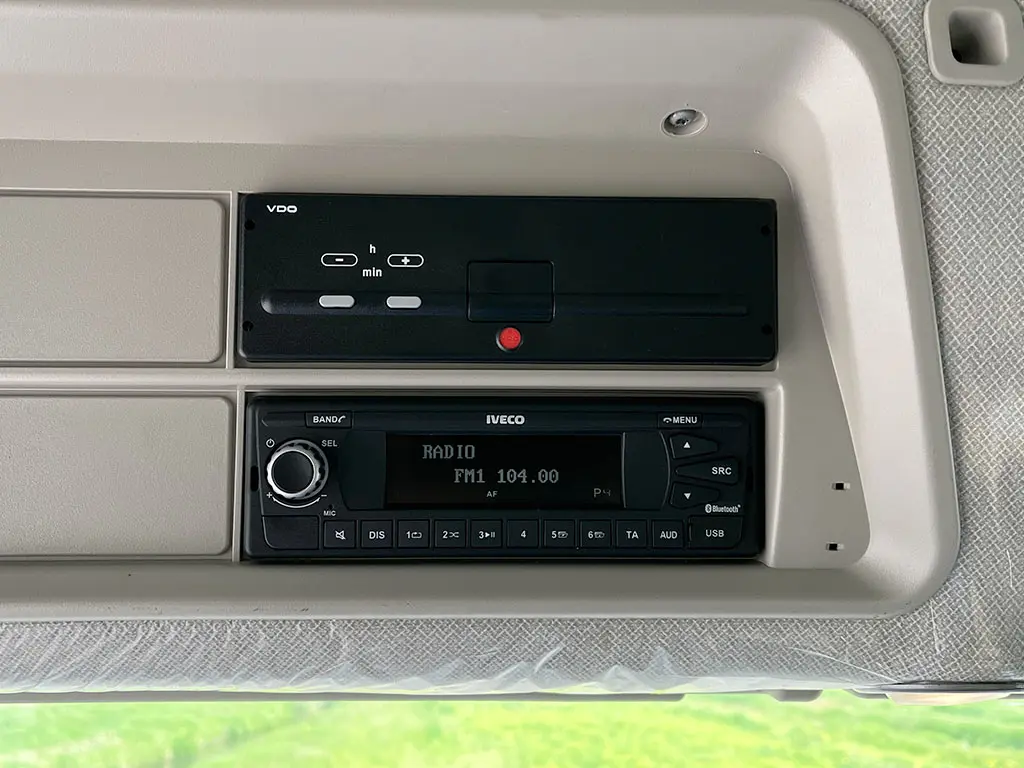 Iveco T-Way AD380T43WH AT Fassi F245A.0.24 6x6 Crane Truck 10