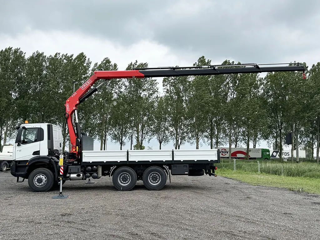 Iveco T-Way AD380T43WH AT Fassi F245A.0.24 6x6 Crane Truck 16