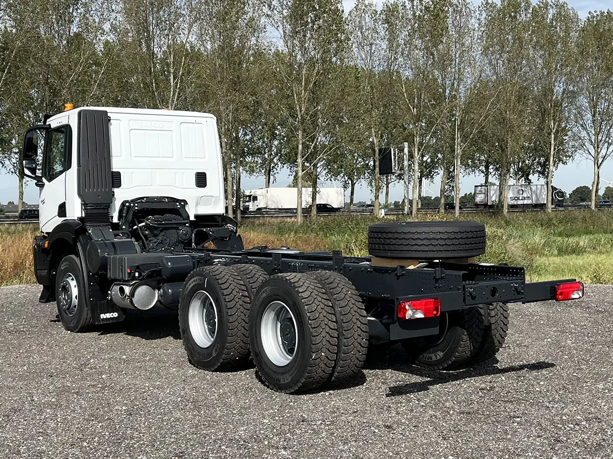 Iveco T-Way AD380T47H-3800 Chassis Cabin 6x4 3