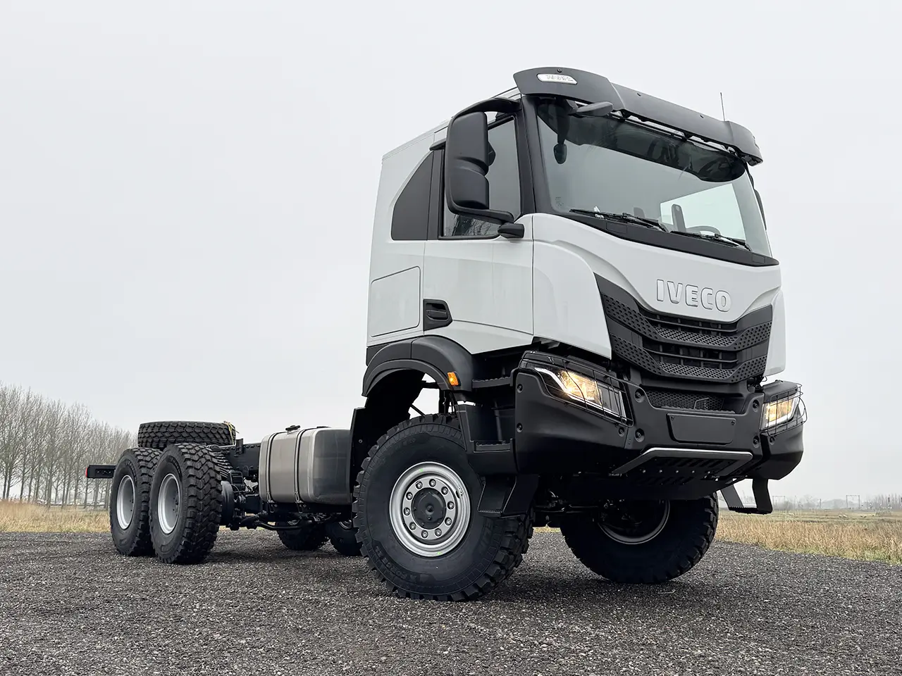Iveco T-Way AD380T47H-3800 Chassis Cabin 6x4 4