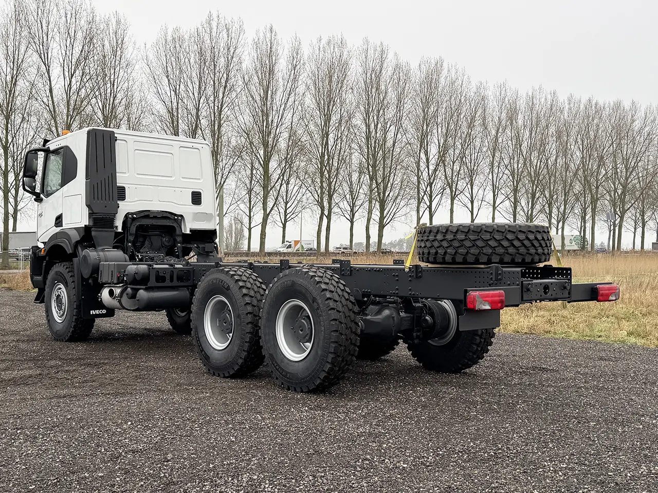 Iveco T-Way AD380T47H-3800 Chassis Cabin 6x4 6