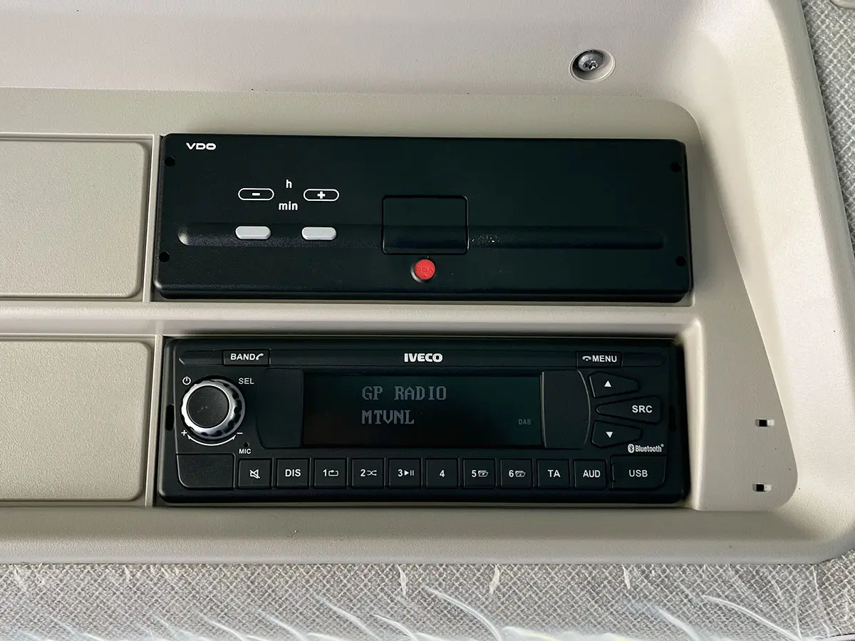 Iveco T-Way AD380T47H-3800 6x4 Chassis Cabin 10