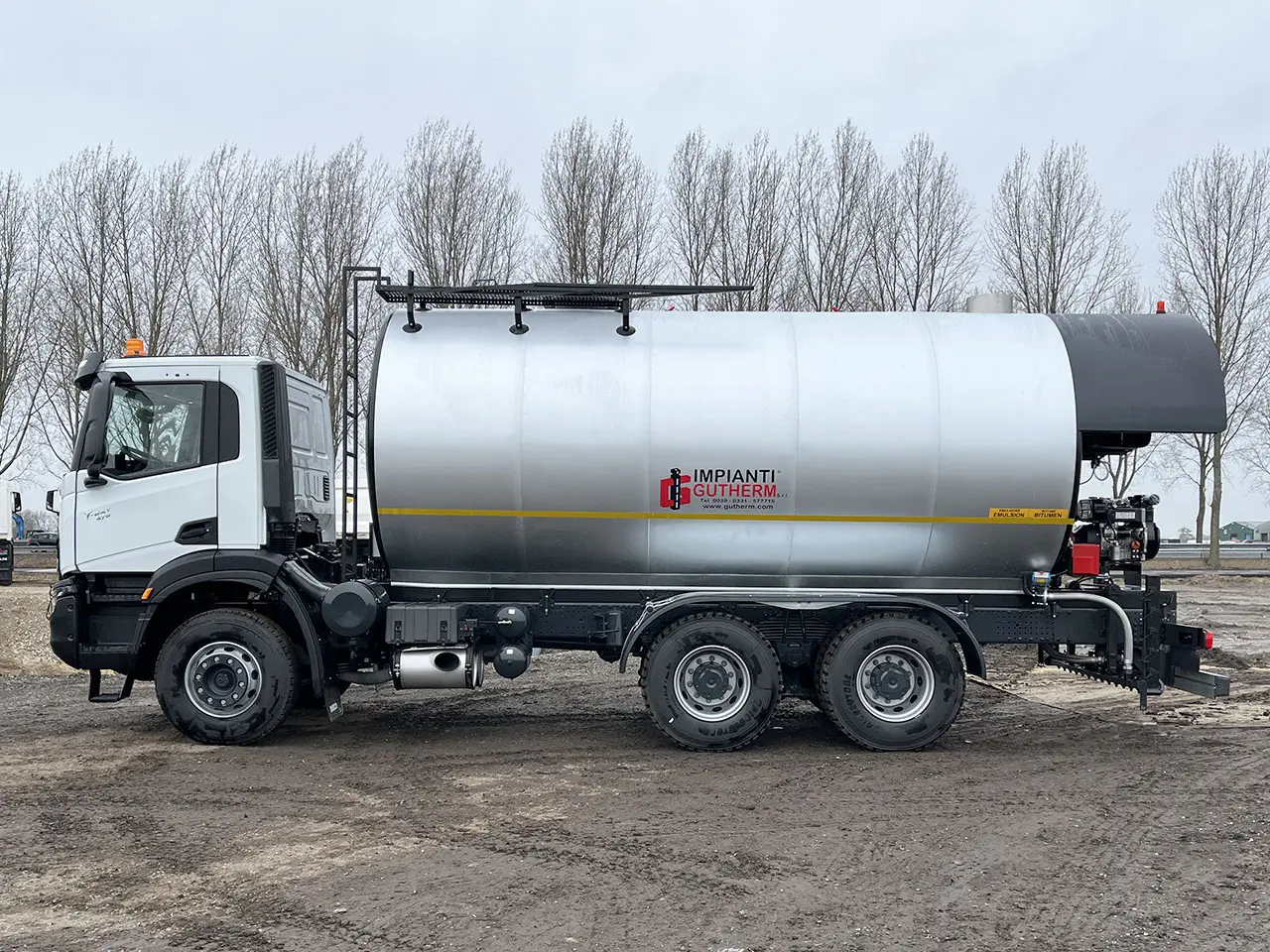 Iveco T-Way AD380T47H Bitumen Tank Sprayer 6x4 2