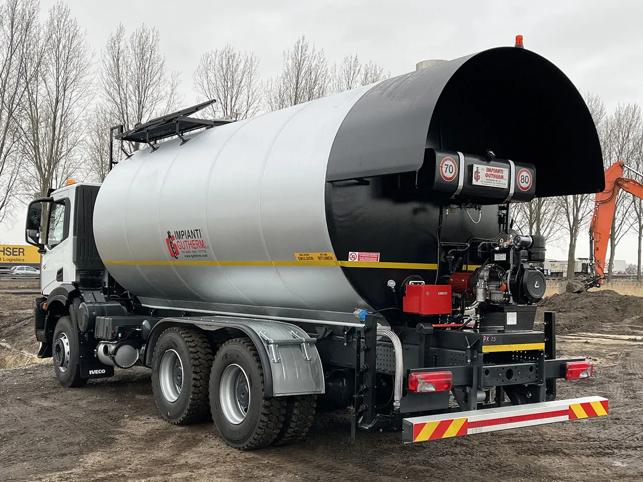 Iveco T-Way AD380T47H Bitumen Tank Sprayer 6x4