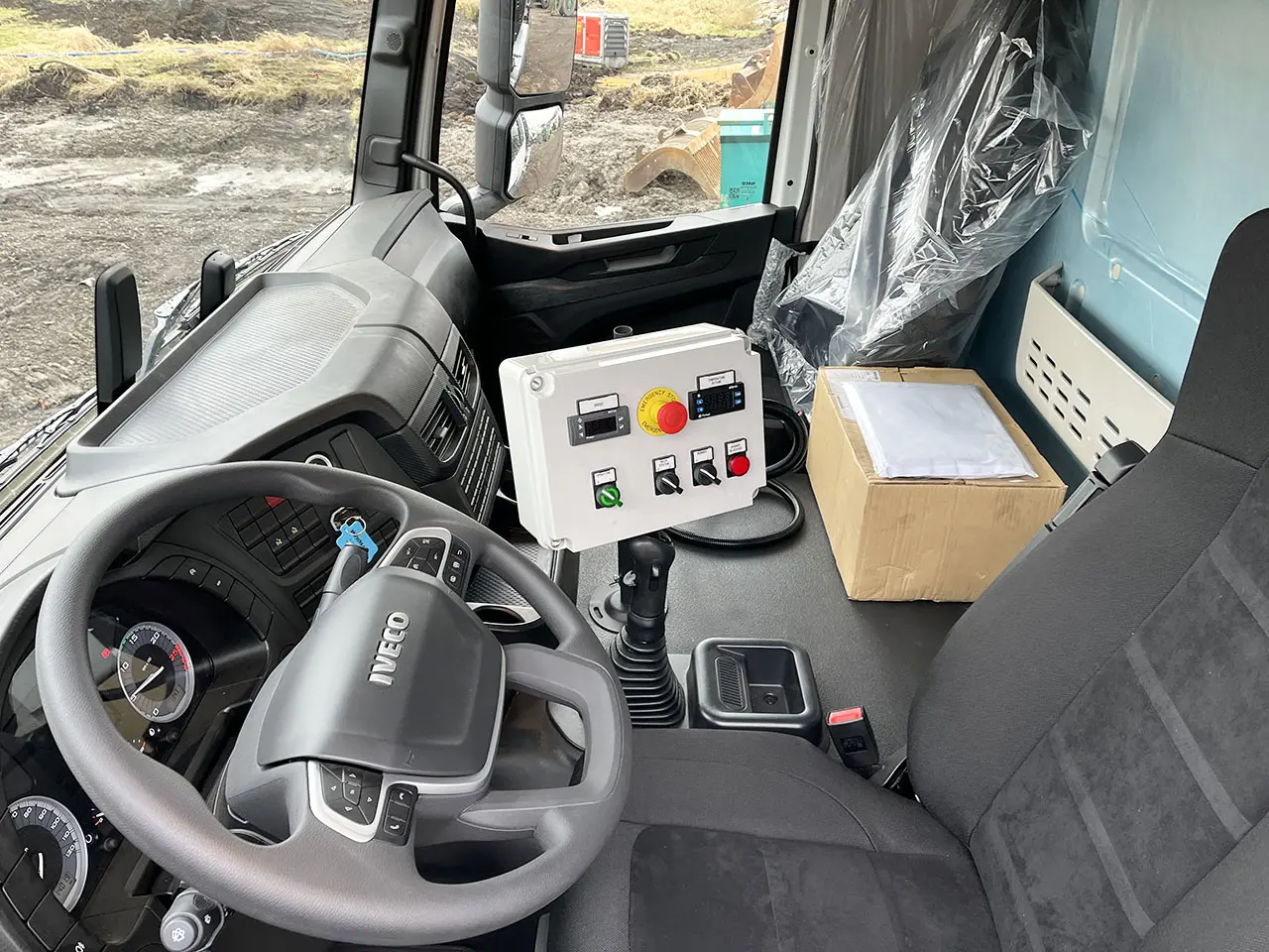 Iveco T-Way AD380T47H Bitumen Tank Sprayer 6x4 7